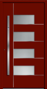 Czerwone drzwi zewnętrzne z klamką w pionie. Na środku drzwi są szklane okienka biegnące z góry na dół